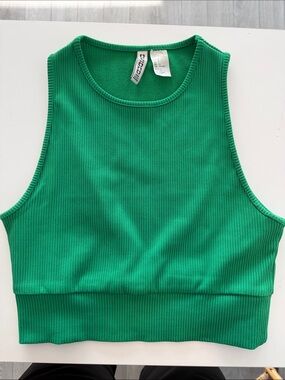 Divided Green Ribbed Cropped Tank Top